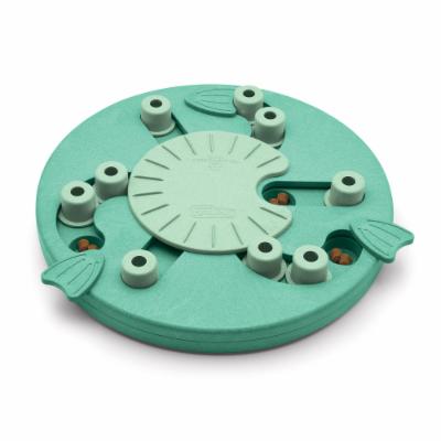 [M-1039] Outward Hound Worker Green